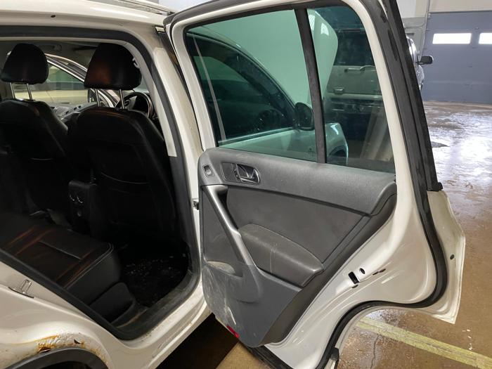 2009 volkswagen tiguan with 204155 miles for sale near elk-river, minnesota c350e31416684efda443c1ff8f697eba.jpg