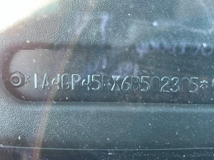 2006 chrysler town-&-country base with 220078 miles for sale near elk-river, minnesota c35451c3a64d449888eea82ced4e30f0.jpeg