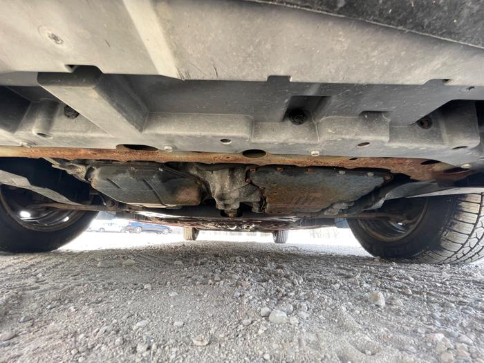 2011 nissan versa 1.8-sl-hatchback with 161381 miles for sale near jordan, minnesota c356b9d1b1d647fcbe847b58b734ebc7.jpeg