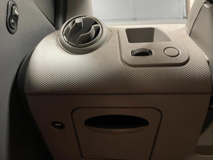 2003 Saturn Ion