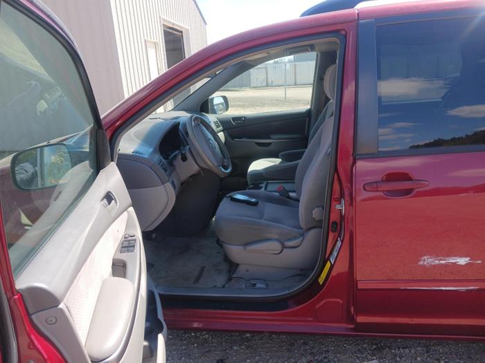2006 toyota sienna le-7-passenger with 244412 miles for sale near elk-river, minnesota c3e4ed66d2a14ac29b09ce66c2702d1b.jpg