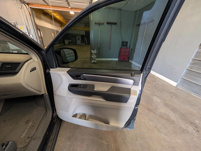 2013 volkswagen routan se with 157836 miles for sale near elk-river, minnesota c3f822b88d2e41e1b6e9cfc31c06225d.jpg