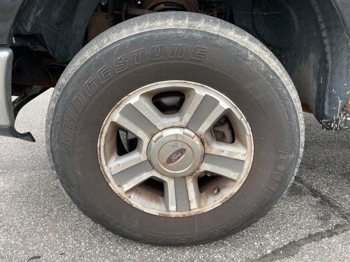 2006 ford f-150 fx4-supercab-5.5-ft-box with 123948 miles for sale near elk-river, minnesota c428e330c0a2491391f48d0c1c2978bf.jpeg