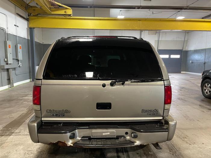 2001 oldsmobile bravada with 89748 miles for sale near elk-river, minnesota c43644f5a85448e8ac0a87cae1315946.jpg