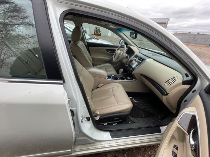 2015 nissan altima 2.5-s with 132672 miles for sale near elk-river, minnesota c445e04bc09b42c7a4639d1a2725da83.jpeg