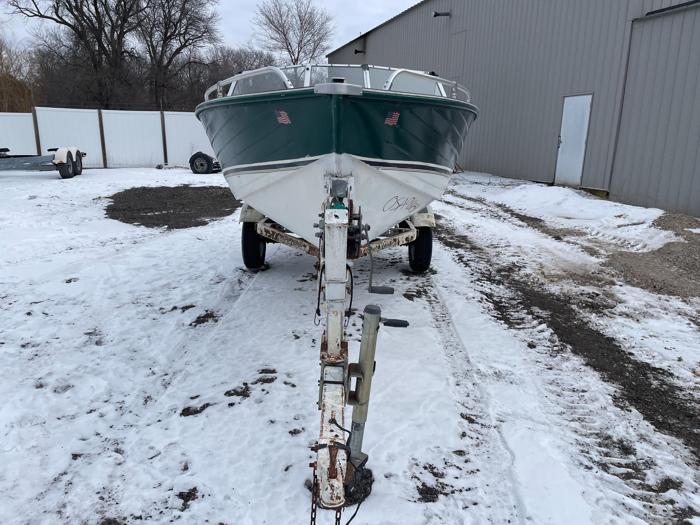 1977 crestliner 16-ft for sale near elk-river, minnesota c45dd8707eb74756b1d88cd67d879cd7.jpg