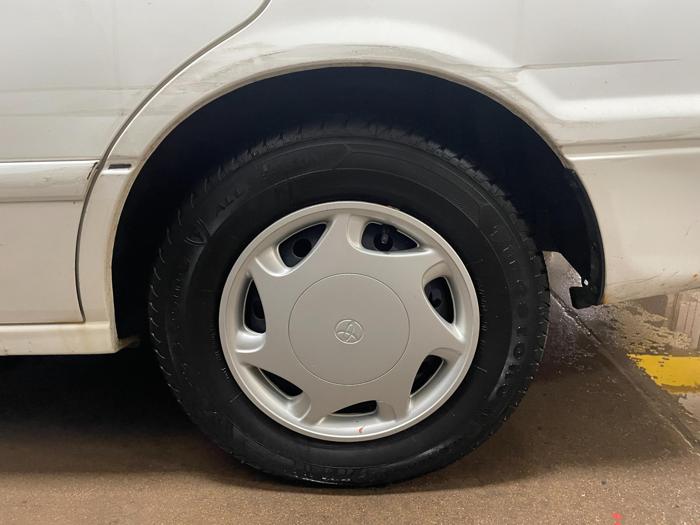 2000 Toyota Camry