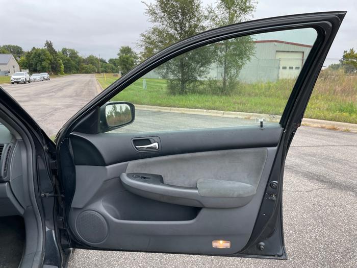 2004 honda accord lx-sedan-at-with-front-side-airbags with 155004 miles for sale near elk-river, minnesota c495446c7830494c86fe2fa1f4b16a3b.jpeg