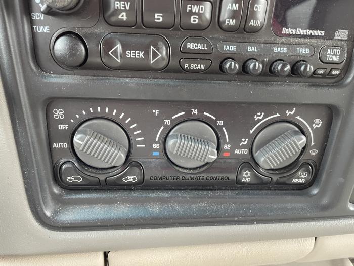 2002 chevrolet suburban 1500-lt for sale near elk-river, minnesota c4a29a4a1c7f4eb3a48eb19a84d6c5d9.jpg