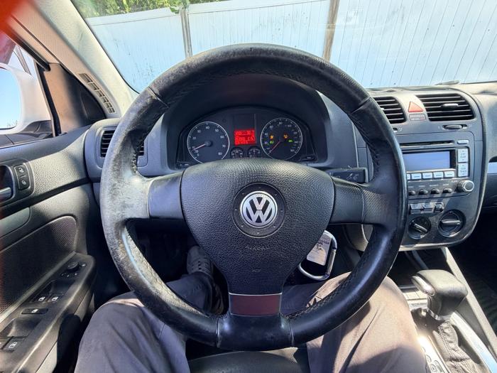 2009 volkswagen jetta se with 263900 miles for sale near elk-river, minnesota c4c4842e5ee74f2ca9165eeef4f495f2.jpeg