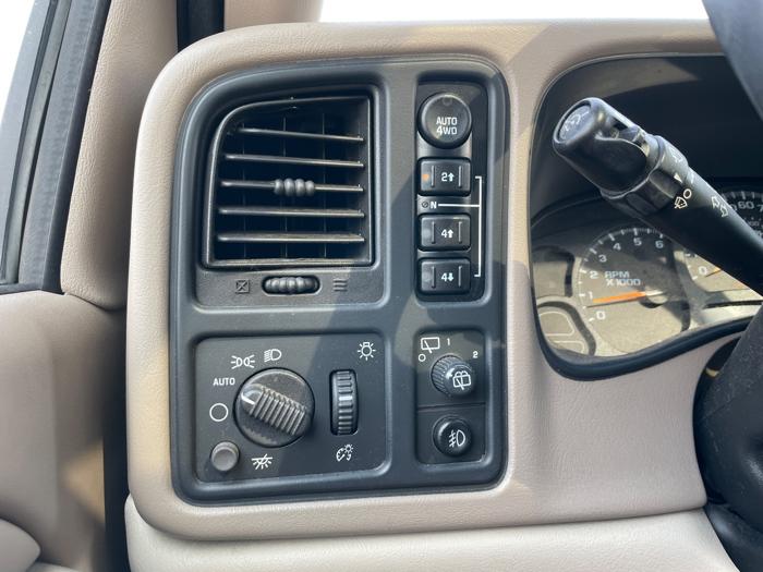 2006 chevrolet suburban 1500-4wd with 216944 miles for sale near elk-river, minnesota c4d1dcf232eb40d09c7e6d71d783e8bc.jpeg