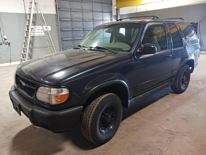 2000 ford explorer sport-2-door-4wd with 125619 miles for sale near elk-river, minnesota c4da823c5fa24ab78832a90d35653520.jpg
