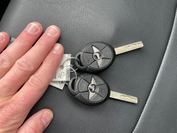 2005 mini cooper s with 64209 miles for sale near coon-rapids, minnesota c501871eb1384916b052afde590ad7c9.jpeg