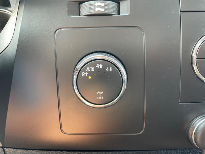 2007 chevrolet silverado-1500 lt1-ext.-cab-4wd with 161725 miles for sale near elk-river, minnesota c5155ce214a144d89f5344b8aa57a04a.jpeg