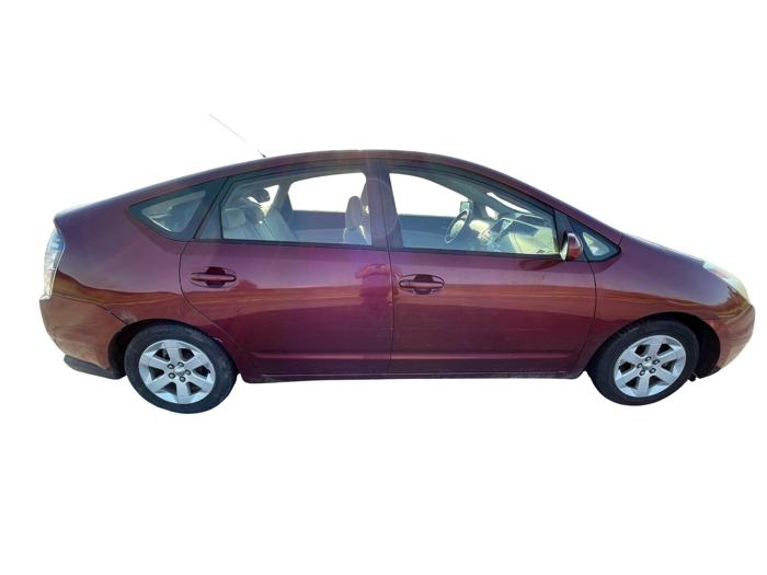 2005 toyota prius 4-door-liftback with 201059 miles for sale near elk-river, minnesota c51c447b5e98424a9a2d5debf94e174f.jpg