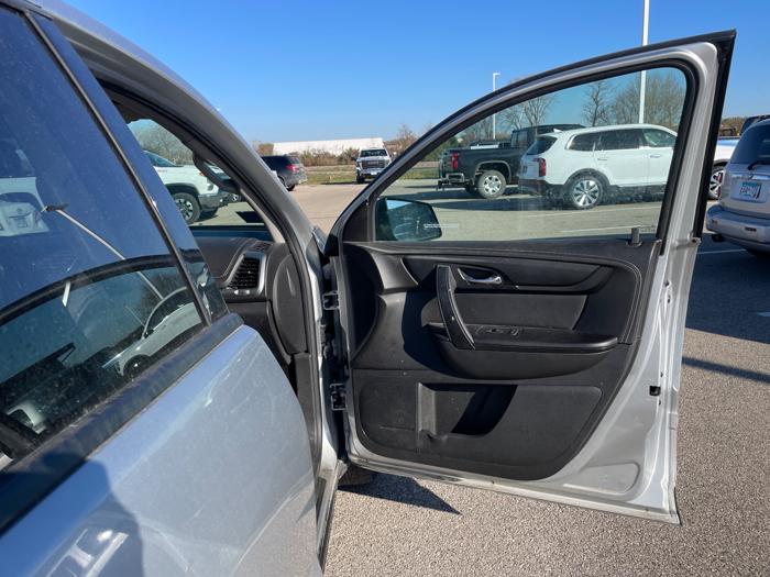 2015 gmc acadia sle-2-awd with 142721 miles for sale near rochester, minnesota c53a77368e594fd7a739af2f5bad0827.jpeg