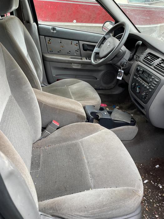 2006 Ford Taurus
