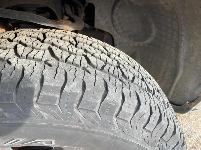 2004 ford f-150 xl with 243495 miles for sale near elk-river, minnesota c54729647337453daeecb66a4f9f2289.jpg
