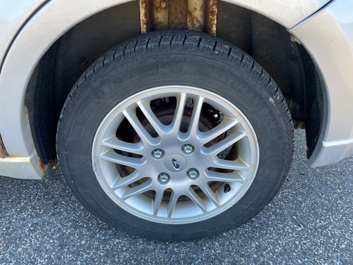 2010 ford focus se-sedan with 147922 miles for sale near elk-river, minnesota c5896733412242dbb8fb7dc5aa6c721b.jpeg