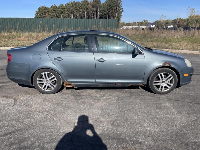 2006 volkswagen jetta sel with 195690 miles for sale near elk-river, minnesota c5a716ce9e284e008568b430a2aba3ca.jpg