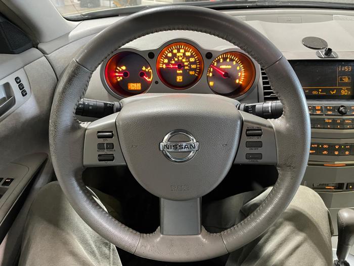 2004 Nissan Maxima