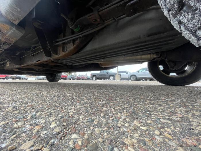 2013 chevrolet silverado-1500 lt-ext.-cab-long-box-4wd with 305650 miles for sale near fridley, minnesota c5b7dbd012944d31855eb986f8d341ce.jpeg