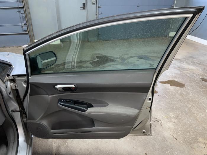 2008 honda civic lx-sedan-at with 229834 miles for sale near elk-river, minnesota c5e45556ab484899a27b9dd78dfd08ed.jpeg