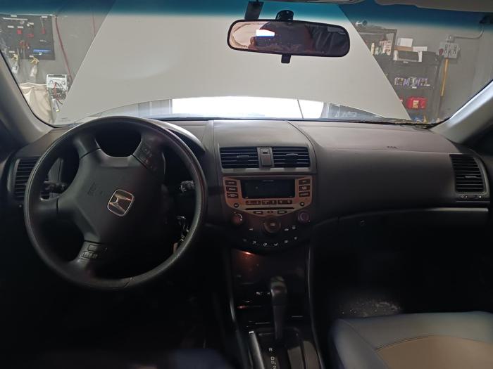 2006 honda accord lx-se-sedan-at with 168218 miles for sale near elk-river, minnesota c5e7da49dab343c2b7fa49732c674a68.jpg