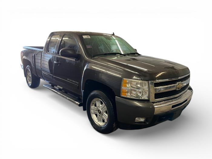 2011 chevrolet silverado-1500 lt-ext.-cab-long-box-4wd with 114922 miles for sale near elk-river, minnesota c5e86eb038e54cc98413cdeb4e63063a.jpg