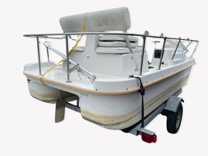 2000 eldebo- electric-deck-boat for sale near elk-river, minnesota c62b3fe7cc774fcb8a681d1d29b9f57e.jpg
