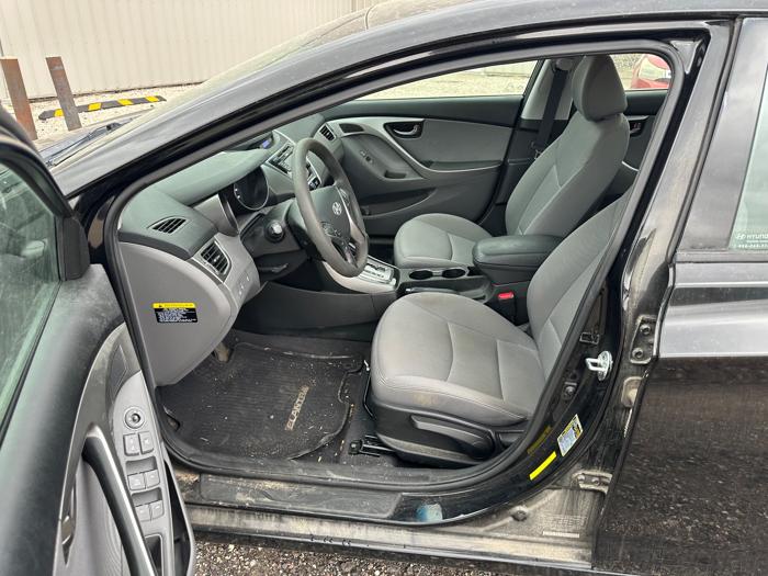 2013 hyundai elantra limited with 58703 miles for sale near elk-river, minnesota c62de2a5a38a487e9932e9d2354186de.jpeg