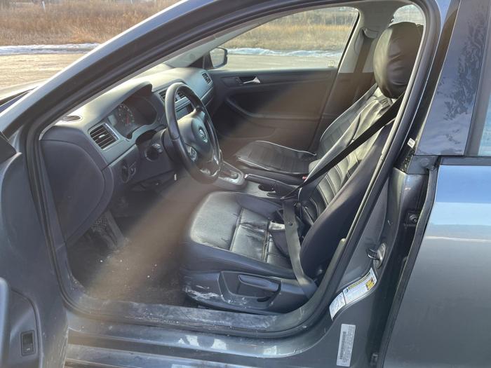 2011 volkswagen jetta se with 123483 miles for sale near elk-river, minnesota c62f8fa5d8954d94a8b6800f08659de8.jpg
