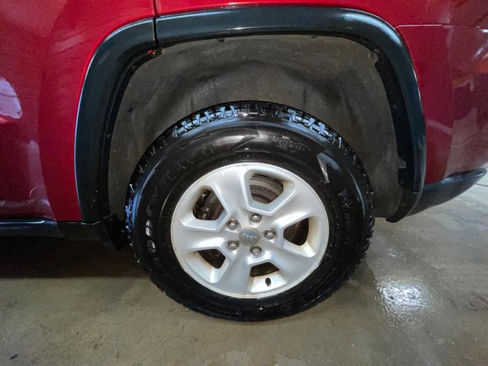 2014 jeep grand-cherokee laredo-4wd with 201233 miles for sale near elk-river, minnesota c6520c0686fc4c77967b1be2cfe3c3e3.jpeg