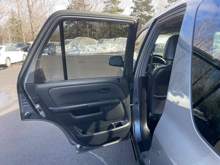 2005 honda cr-v se-4wd-at with 249119 miles for sale near farmington, minnesota c6638ae6eabf40be964873d810c1e14c.jpeg