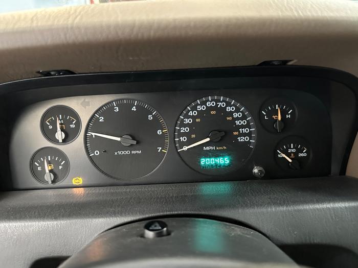 2003 jeep grand-cherokee laredo-4wd with 200465 miles for sale near elk-river, minnesota c67dab05ba0945859b9862740a1a212e.jpeg