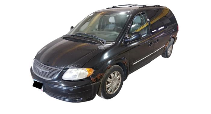 2004 chrysler town-&-country touring with 243225 miles for sale near elk-river, minnesota c67e857382a144cebe27a831ca8799aa.jpg
