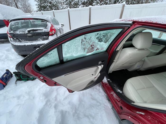 2011 lincoln mkz-hybrid with 201128 miles for sale near elk-river, minnesota c6830a1544ff43a6b27181f5b6a53e21.jpeg