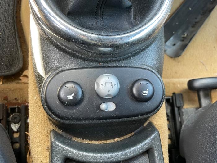 2005 mini cooper s-convertible with 127460 miles for sale near elk-river, minnesota c68ef4b3d16147ab8fdd4a80b4537af2.jpeg