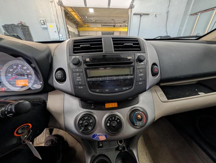 2007 toyota rav4 base-v6-4wd with 227982 miles for sale near elk-river, minnesota c6e4a81983404ce5ad1a717048e5ed9e.jpg
