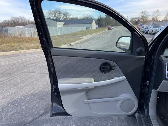 2007 chevrolet equinox 1ls with 228189 miles for sale near elk-river, minnesota c7009425a4914b4dbc8111ebec14f6c2.jpg