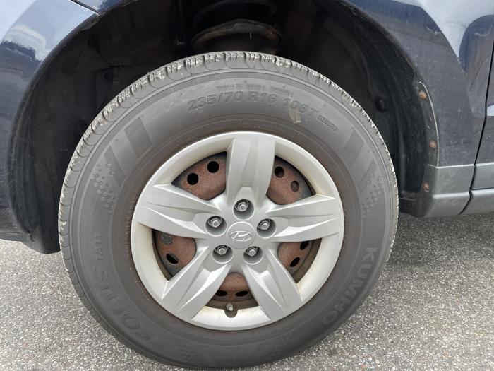 2009 hyundai santa-fe gls with 131367 miles for sale near elk-river, minnesota c70a089681504d51b6e39f746e5518c0.jpg