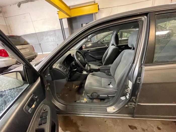 2004 honda civic lx-sedan with 179234 miles for sale near elk-river, minnesota c725377621ed495ab04b5463b09e3054.jpeg