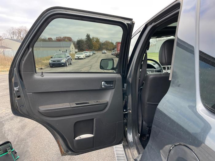 2008 mercury mariner premier-4wd with 191568 miles for sale near elk-river, minnesota c7431fb4445f44a8ae17c5a5d1af3aef.jpeg