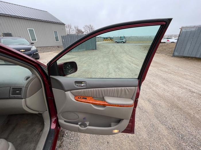2006 toyota sienna xle with 197585 miles for sale near elk-river, minnesota c77990ee43bd400198da91b22267e7be.jpeg