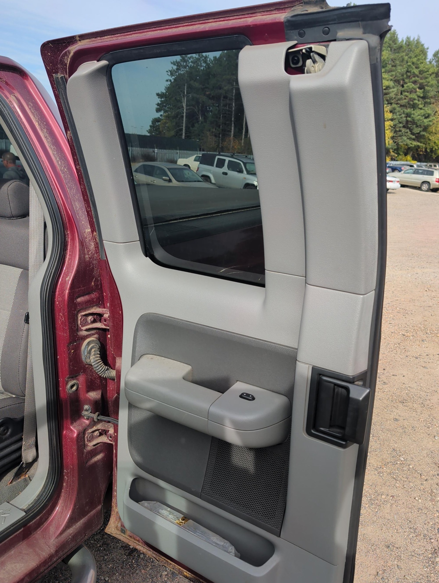 2006 ford f-150 fx4-supercab with 133328 miles for sale near Elk River, Minnesota c7a64119346b45f2b89c403132542b36.jpg