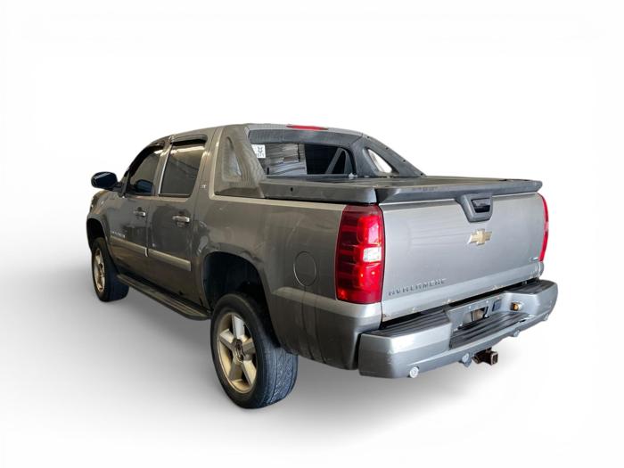 2008 chevrolet avalanche ls-4wd with 219447 miles for sale near elk-river, minnesota c7ab3f90568e446187a107c5703603c5.jpg