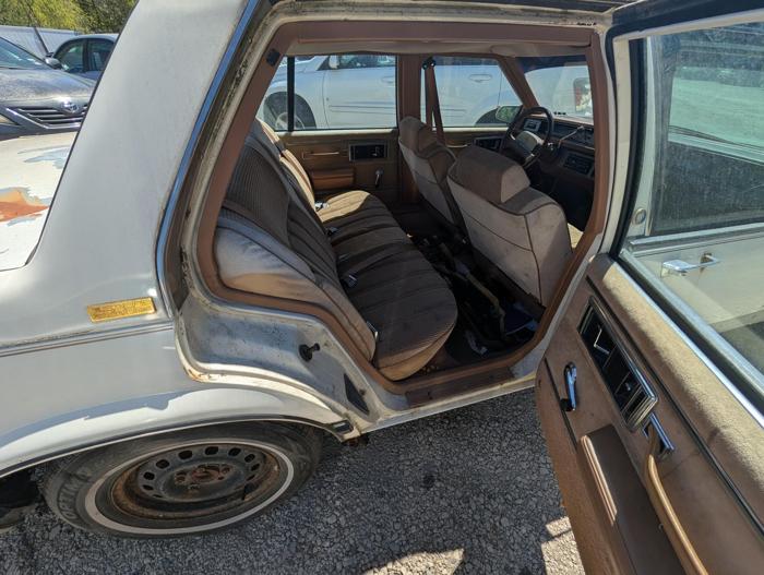 1988 buick lesabre custom with 117412 miles for sale near elk-river, minnesota c7b1434fa6f043adba91a363175d0b34.jpg