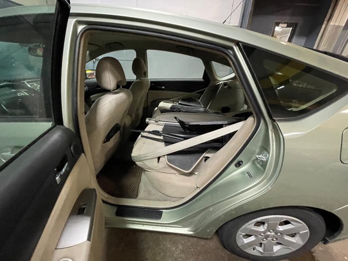 2008 toyota prius 4-door-liftback with 213424 miles for sale near elk-river, minnesota c7b42544a91f4204bfa1d2c116502316.jpeg