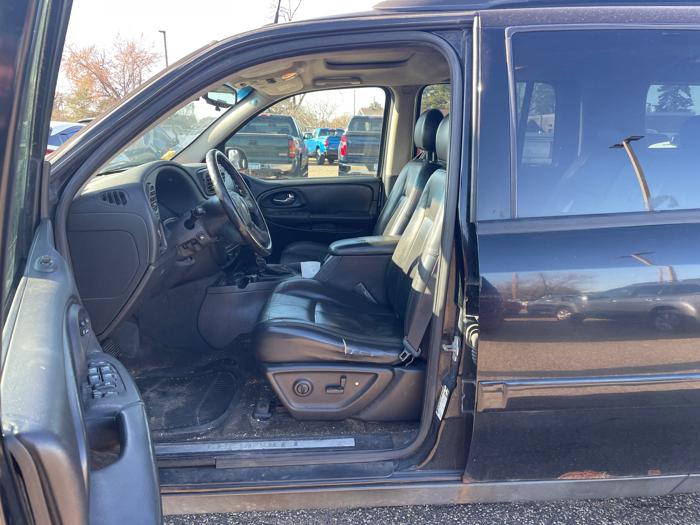 2005 chevrolet trailblazer ext-ls-4wd for sale near fridley, minnesota c7ec77b15ac84c9ea808bb8a1cc9fc9f.jpeg