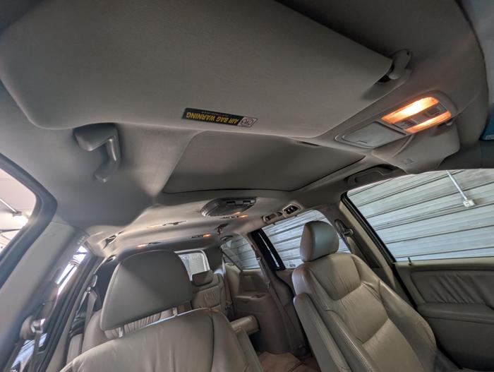 2007 honda odyssey ex-l with 203060 miles for sale near elk-river, minnesota c7ee60ff4387480a8580ad523103fe24.jpg